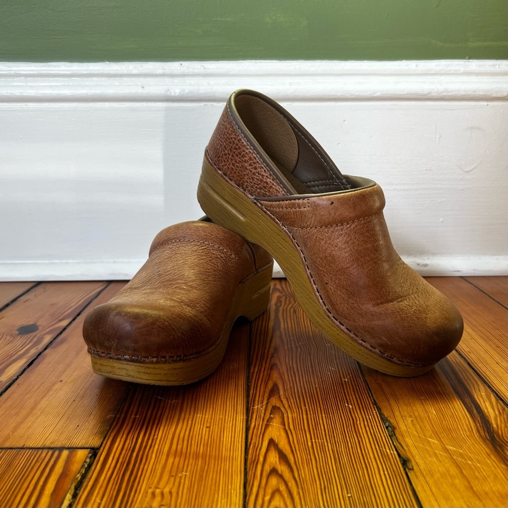 Dansko Brown Leather Clogs size 37